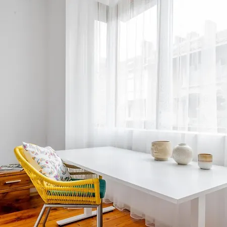 Apartment Sofia's Vintage Gem: Spacious 2bd Flat On Solunska *